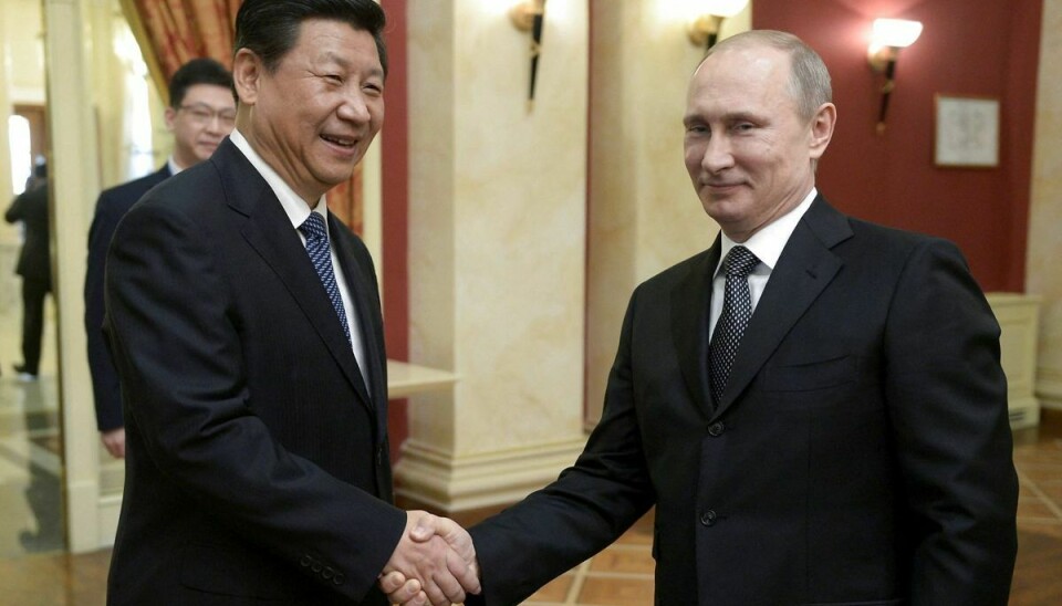 Putin og Kinas Xi Jinping bliver tættere og tættere, som konflikten i Ukraine skrider frem.