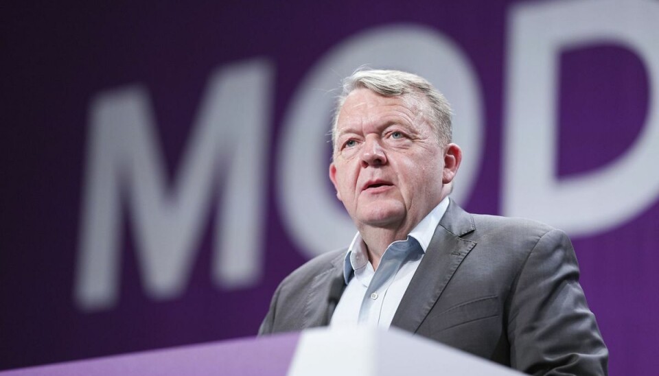 Lars Løkke Rasmussens drøm om at Moderaternes mandater bliver afgørende uanset hvem, der skal danne regering, kan gå i opfyldelse. Det er i hvert fald tæt på, spår ny meningsmåling. Lars Løkke Rasmussens drøm om at Moderaternes mandater bliver afgørende uanset hvem, der skal danne regering, kan gå i opfyldelse. Det er i hvert fald tæt på, spår ny meningsmåling.