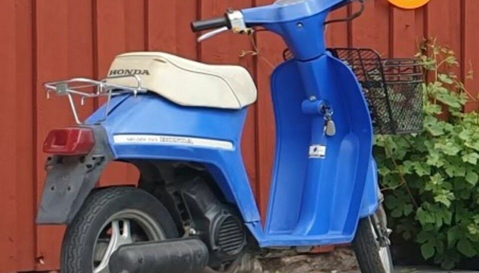 Det er en Honda Melody magen til denne, som er blevet stjålet.