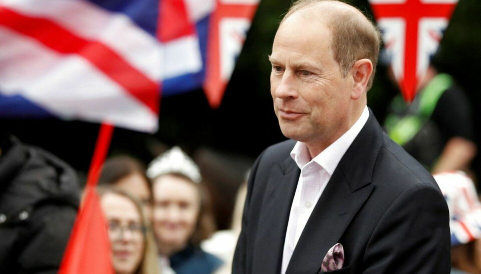 Prins Andrew og konen måtte nødlande, mens de sad i et fly fra British Airways.