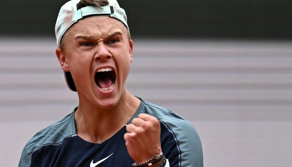 Holger Rune møder onsdag aften norske Casper Ruud i kvartfinalen i French Open. Holger Rune møder onsdag aften norske Casper Ruud i kvartfinalen i French Open.