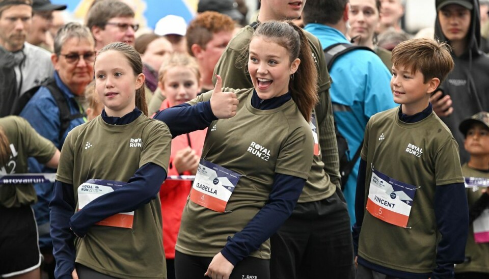 Der var masser af overskud hos prinserne og prinsesserne forud for løbet med smil og tommel-op til de fremmødte. Der var masser af overskud hos prinserne og prinsesserne forud for løbet med smil og tommel-op til de fremmødte.