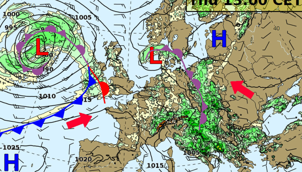 Prognosebillede torsdag 9. juni: Et lavtryk med tilhørende front passerer Danmark fra sydvest. Et andet dybt lavtryk på Nordatlanten bevæger sig kun langsomt mod nordøst.