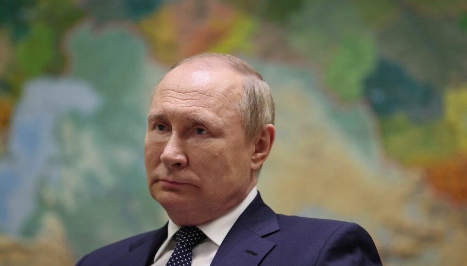Putin 'vil angribe nye mål', hvis USA hjælper Ukraine med langtrækkende missiler. Putin 'vil angribe nye mål', hvis USA hjælper Ukraine med langtrækkende missiler.