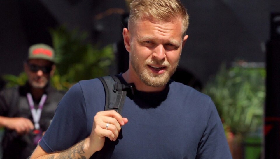 Magnussen udgår af grandpix i Monaco. Magnussen udgår af grandpix i Monaco.