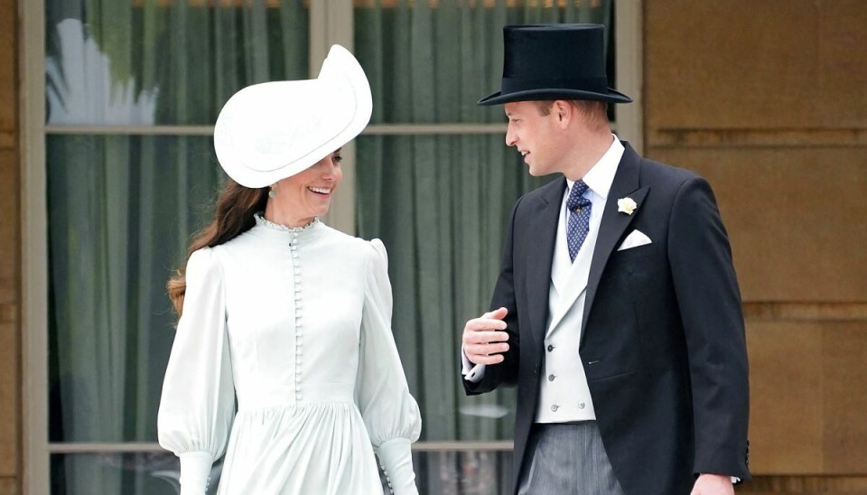 Det var med prins William og hertuginde Kate som værtspar, da årets tredje og sidste havefest på Buckingham Palace løb af stablen onsdag. Det var med prins William og hertuginde Kate som værtspar, da årets tredje og sidste havefest på Buckingham Palace løb af stablen onsdag.