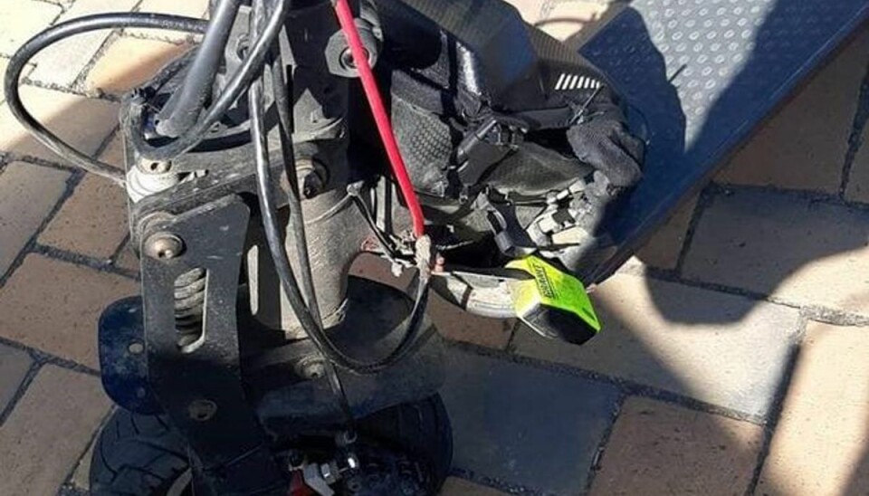 Dette løbehjul blev målt til at kunne køre 28 kilometer i timen. Det er for meget. Dette løbehjul blev målt til at kunne køre 28 kilometer i timen. Det er for meget.