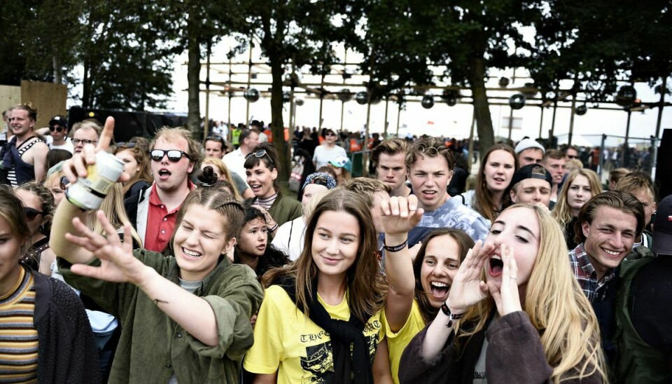 Her ses en åbning af festivalpladsen på Roskilde Festival 2017, længe inden at coronapandemien begyndte.