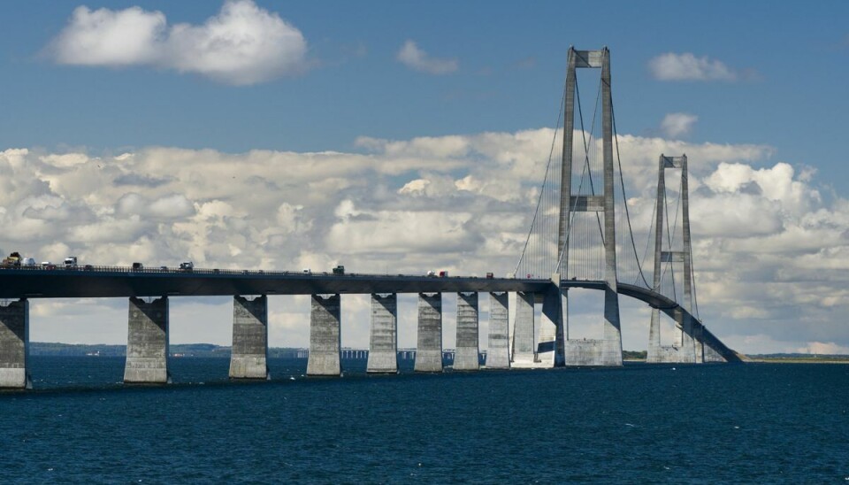 Der advares om kraftig vind på Storebæltsbroen. Der advares om kraftig vind på Storebæltsbroen.