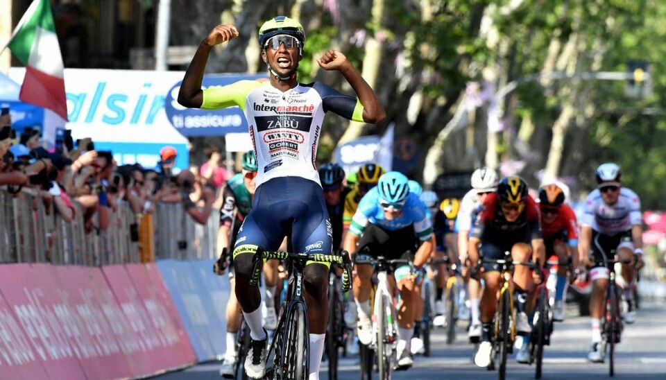 Biniam Girmay fortsætter sin succes og tager en stor sejr i Giro d'Italia.