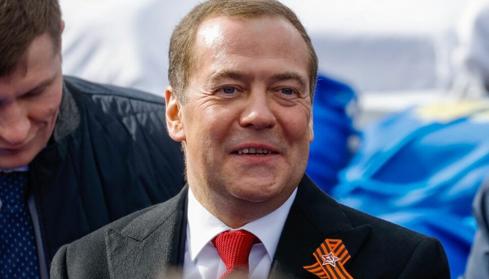 Ekspræsident i Rusland Dmitry Medvedev lister en række dommedags-konsekvenser op for vesten. Ekspræsident i Rusland Dmitry Medvedev lister en række dommedags-konsekvenser op for vesten.