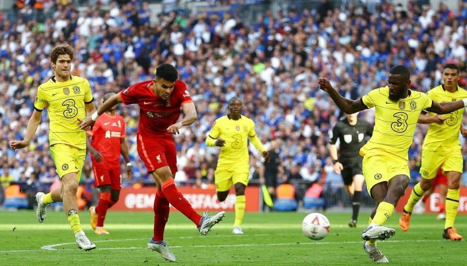 Liverpools Luiz Dias kom frem til en håndfuld gode muligheder i ordinær spilletid, men manglede den sidste skarphed.
