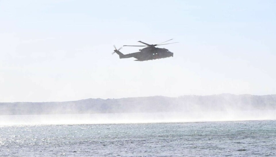 Helikopter på eftersøgning. Helikopter på eftersøgning.