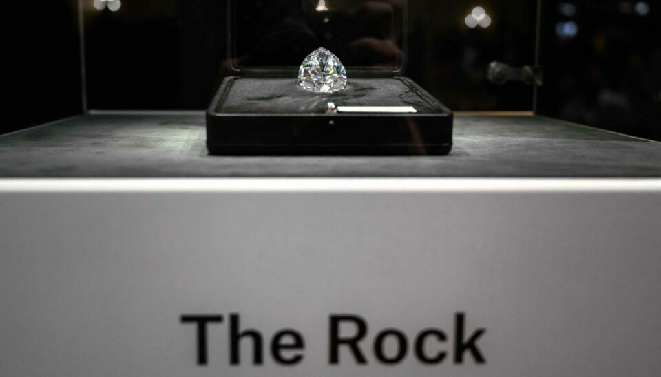 'The Rock'er den største diamant, der nogensinde er blevet solgt på en auktion.