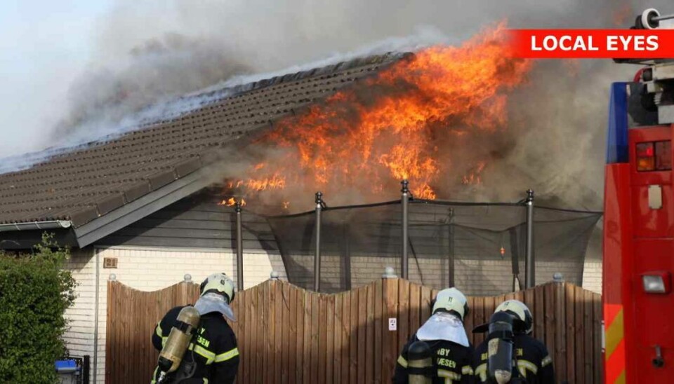 Kraftig brand i villa lørdag aften.