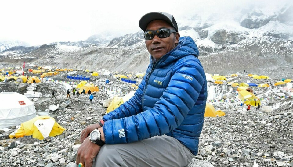Kami Rita ses her på et billede fra Mount Everest i maj sidste år. I weekenden besteg han for 26. gang verdens højeste bjerg.