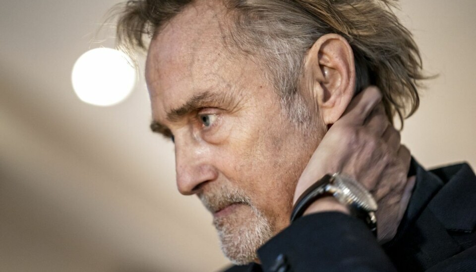 Fans raser: - Skam jer! Lars Høgh døde i december sidste år. Han blev 62 år gammel.