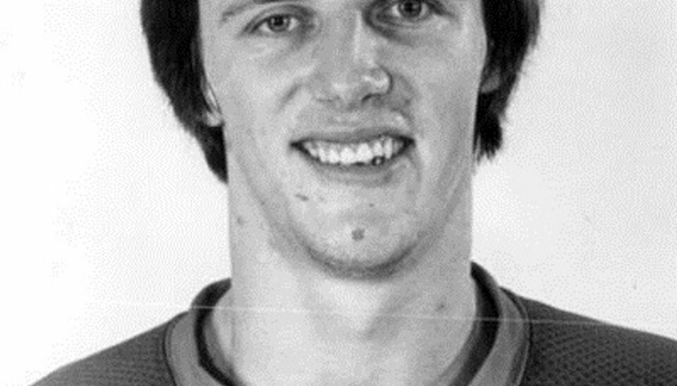 Den tidligere ishockey-stjerne er ikke længere iblandt os. Den tidligere ishockey-stjerne er ikke længere iblandt os.