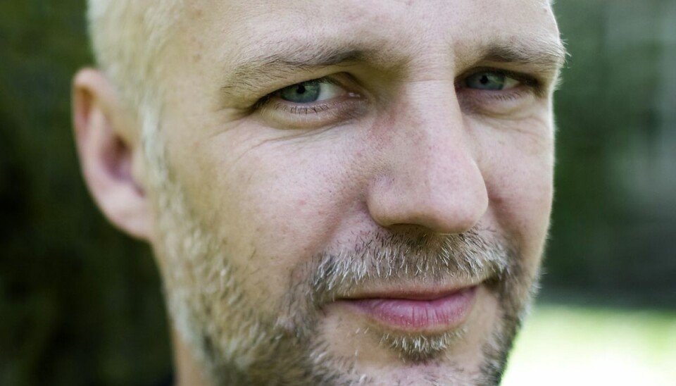 Troels Lyby skal giftes med sin udkårne. Det sker i slutningen af maj. Troels Lyby skal giftes med sin udkårne. Det sker i slutningen af maj.
