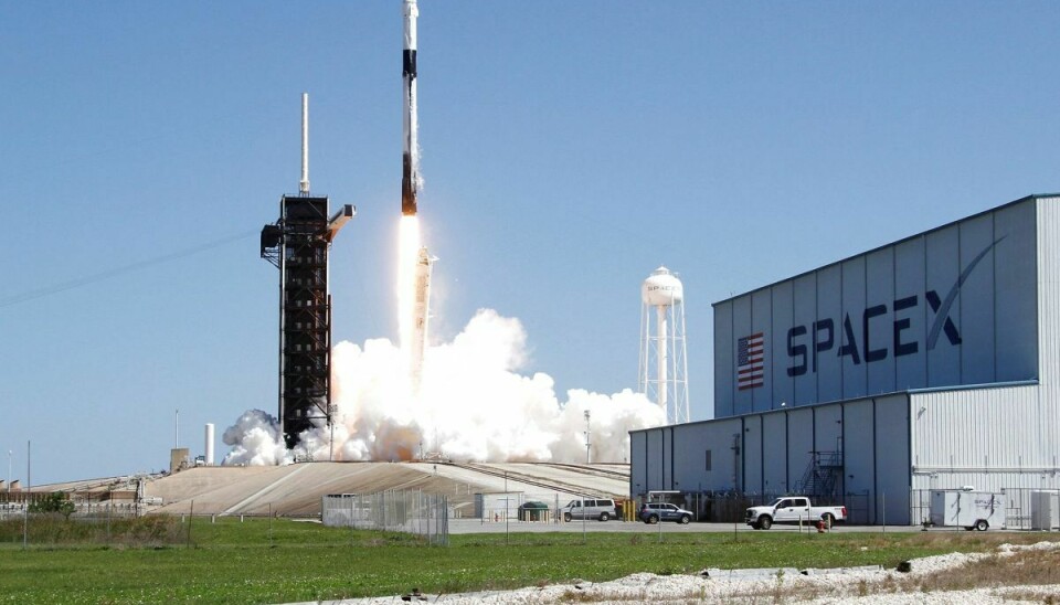 Fredag formiddag lokal tid lettede Falcon 9-raketten fra Cape Canaveral i Florida med kurs mod Den Internationale Rumstation (ISS).
