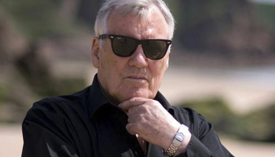 forfatteren Harper Collins, der skrev under pseudonymet Jack Higgins, er gået bort 92 år gammel. forfatteren Harper Collins, der skrev under pseudonymet Jack Higgins, er gået bort 92 år gammel.
