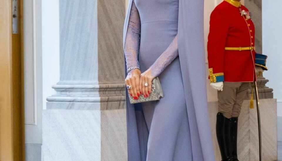 Kronprinsessen i den lyslilla Valentino-kjole. Pool 8 Middag på Amalienborg Slot