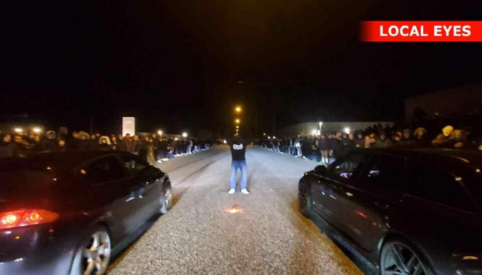 Arrangementet var i fuld gang, da politiet kom forbi Arrangementet var i fuld gang, da politiet kom forbi