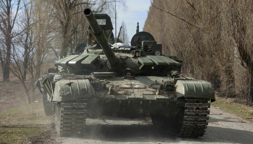 Flere kampvogne har kurs mod Ukraine, forlyder det .