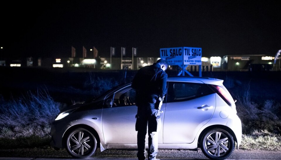 Stoppet med promille på 3,58 Betjente fandt en bil mistænkelig, og så blæste manden en voldsom promille. Billedet er fra arkivet, og bilen har således ikke direkte relation til historien.