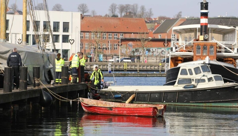 Politiet har været til stede ved Frederiksø i forbindelse med en drukneulykke. Politiet har været til stede ved Frederiksø i forbindelse med en drukneulykke.