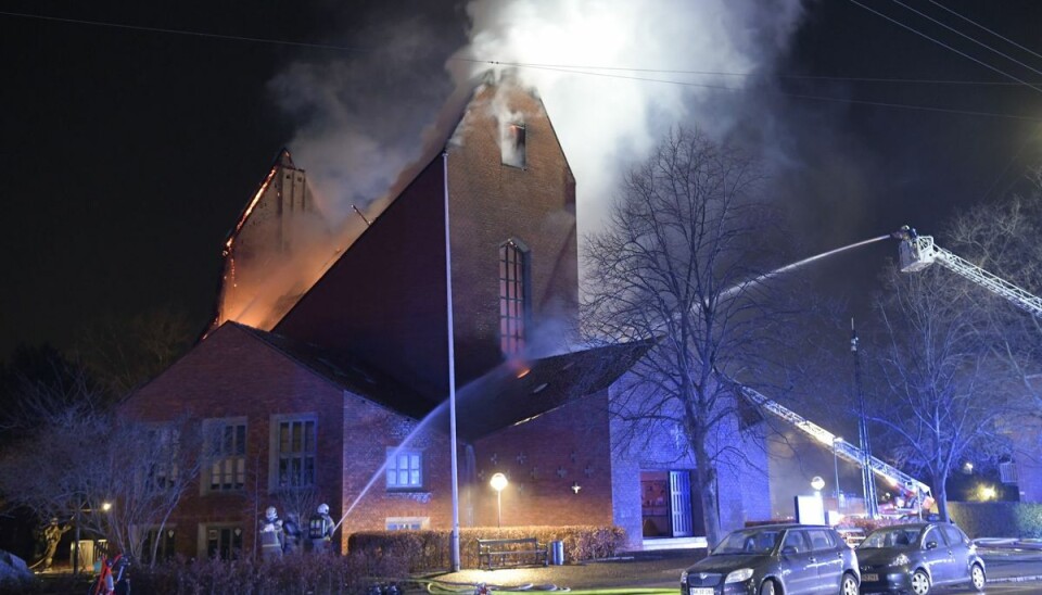 Kirkekoret var til stede, da branden brød ud. Kirkekoret var til stede, da branden brød ud.