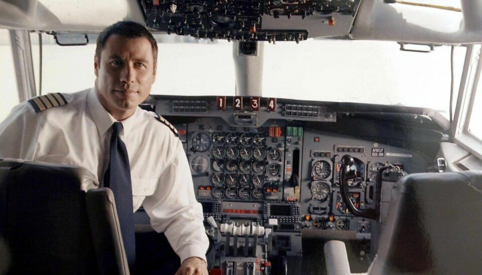 John Travolta ses her i cockpittet på en Boing 707 som han også har licens til at flyve. John Travolta ses her i cockpittet på en Boing 707 som han også har licens til at flyve.