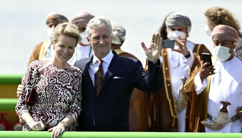 Det belgiske kongepar, Kong Philippe og hans hustru Mathilde, åbner to af kongehusets bygninger for flygtninge.