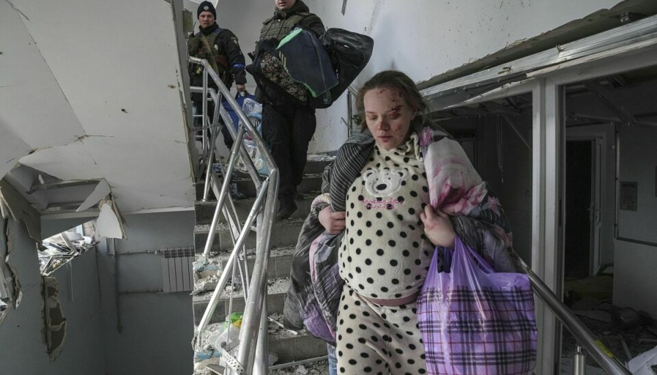 Mariana Vishegirskaya måtte onsdag flygte, da det hospital for fødende, hun lå på, blev bombet af russerne.