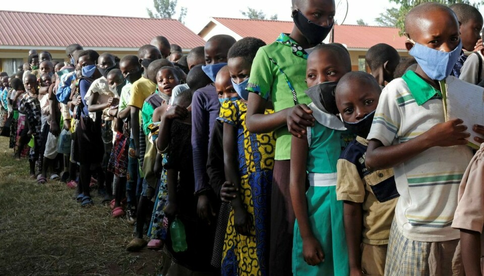 I Uganda blev 2,4 millioner mennesker - ud af en samlet befolkning på 45 millioner - skubbet ud i ekstrem fattigdom under coronapandemien, oplyser FN.