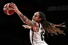 Brittney Griner har to gange vundet OL i basketball med USA - senest i Tokyo i 2021.