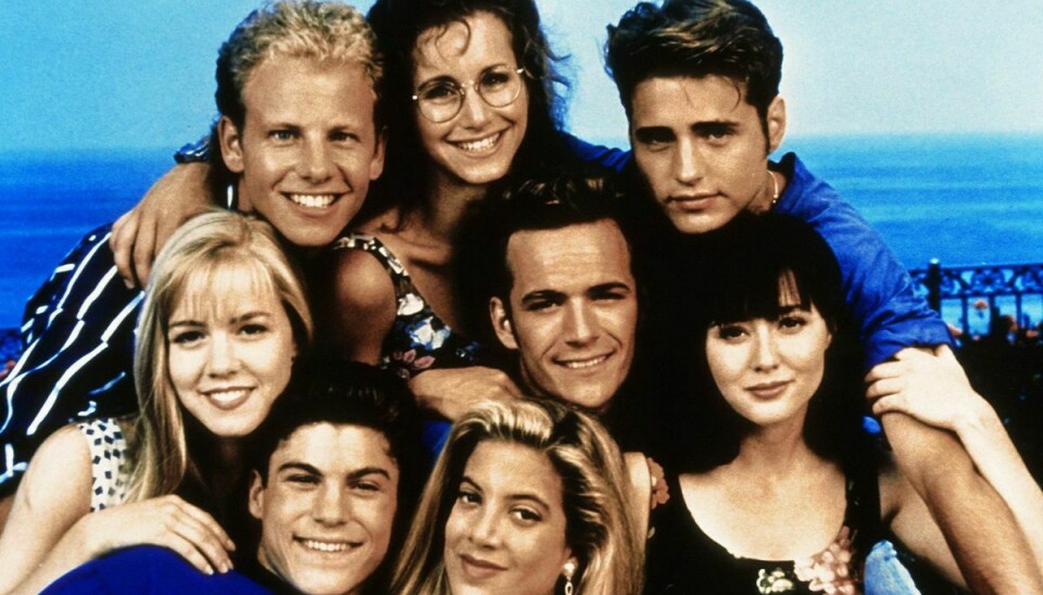 De skønne karakterer og skuespillere i kult-serien Beverly Hills 90210.