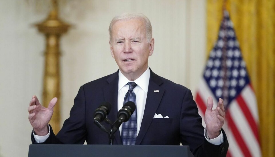 Risserne forbereder et angreb på Kiev, siger USAs præsident Joe Biden.