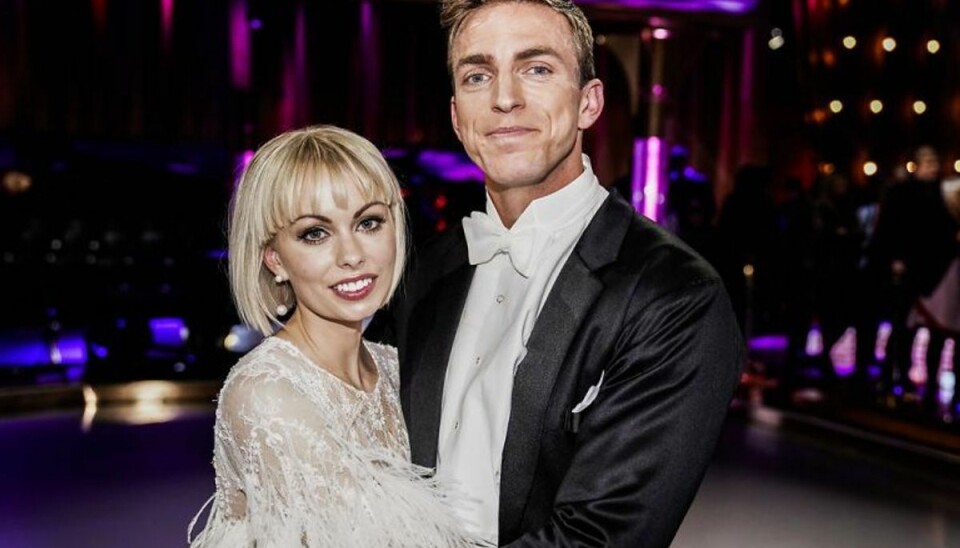 René Holten Poulsen - her sammen med sin tidligere Vild med Dans-partner Jenna Bagge - har købt hus med sin kæreste. René Holten Poulsen - her sammen med sin tidligere Vild med Dans-partner Jenna Bagge - har købt hus med sin kæreste.