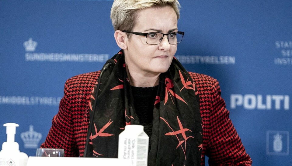 Børne- og undervisningsministeriet - med Pernille Rosenkrantz-Theil i spidsen - stopper udbetalingerne til Danske Skoleelever. Børne- og undervisningsministeriet - med Pernille Rosenkrantz-Theil i spidsen - stopper udbetalingerne til Danske Skoleelever.