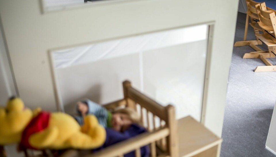 Det er generelt godt at genbruge, så meget man kan, understreger eksperter. Men når det kommer til gammelt børnelegetøj, er rådet, at man kasserer det for at undgå, at børn eksponeres for hormonforstyrrende ftalater, som tidligere var lovligt, men nu er forbudt. (Arkivfoto) Det er generelt godt at genbruge, så meget man kan, understreger eksperter. Men når det kommer til gammelt børnelegetøj, er rådet, at man kasserer det for at undgå, at børn eksponeres for hormonforstyrrende ftalater, som tidligere var lovligt, men nu er forbudt. (Arkivfoto)