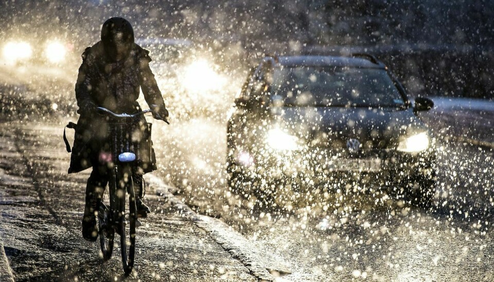 Hver tredje bilist har ofte oplevet cyklister uden lys, som derfor var svære at se. Det viser en rundspørge fra Rådet for Sikker Trafik. (Arkivfoto).