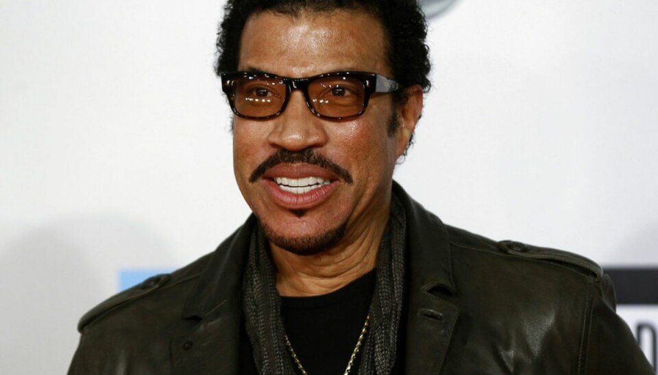 Sangeren Lionel Richie ha meldt afbud.