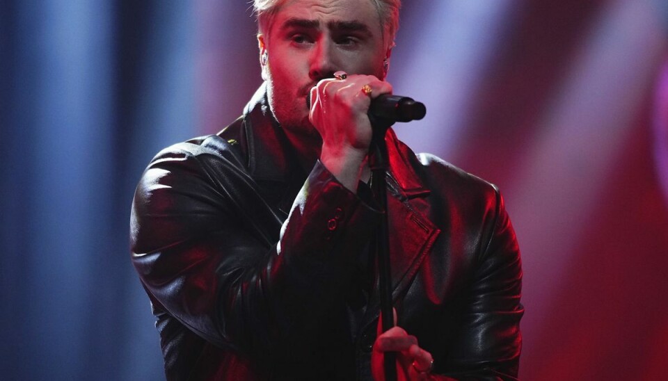 Oliver er ude af X Factor Oliver er ude af X Factor