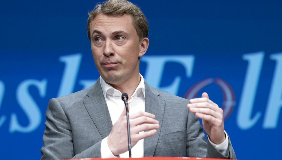 Dansk Folkepartis nye formand har en del af bevise, lyder det fra erhvervsordfører Hans Kristian Skibby. Dansk Folkepartis nye formand har en del af bevise, lyder det fra erhvervsordfører Hans Kristian Skibby.