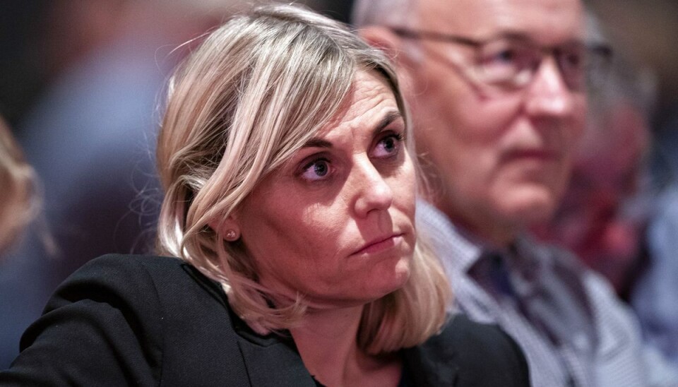 Det er en alvorligt, at der er blevet lækket informationer om, hvordan den danske efterretningstjeneste arbejdede, mener Trine Bramsen Det er en alvorligt, at der er blevet lækket informationer om, hvordan den danske efterretningstjeneste arbejdede, mener Trine Bramsen