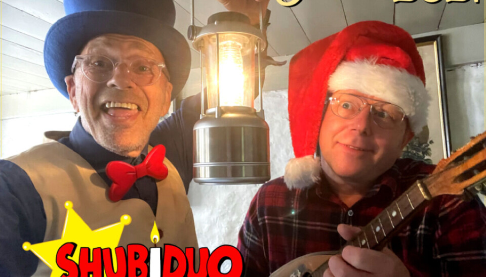 Nu spiller Bosse i Shu-bi-duo med sin makker Carsten Rønnest. -Når nogle døre lukkes, åbner andre, som han siger. Nu spiller Bosse i Shu-bi-duo med sin makker Carsten Rønnest. -Når nogle døre lukkes, åbner andre, som han siger.