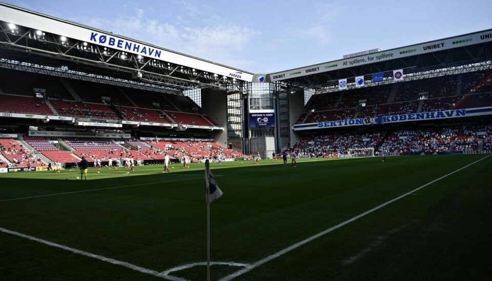 Parken fungerer både som hjemmebane for fodboldholdet FCK og det danske fodboldlandshold. (Arkivfoto)