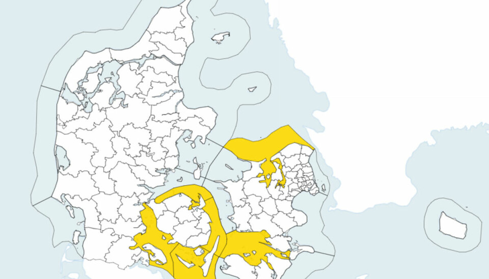 Det er i de gule områder, der er varslet forhøjet vandstand.