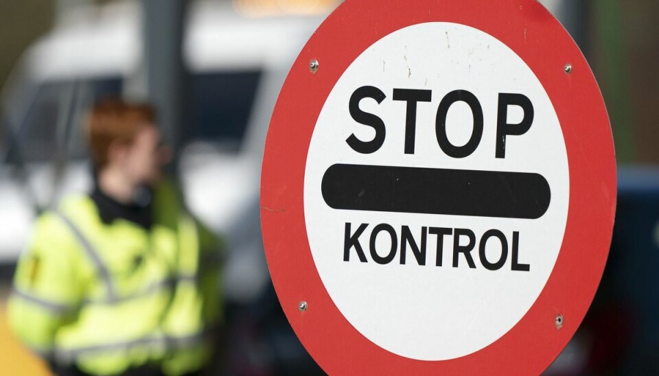 Soldaterne kommer tilbage for et bevogte grænsen til Tyskland Soldaterne kommer tilbage for et bevogte grænsen til Tyskland